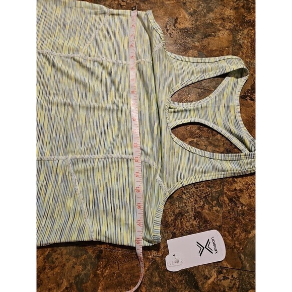 NWT XERSION Womens Everair Essential Performance Racerback Tank Size Small(A183) - Picture 3 of 6